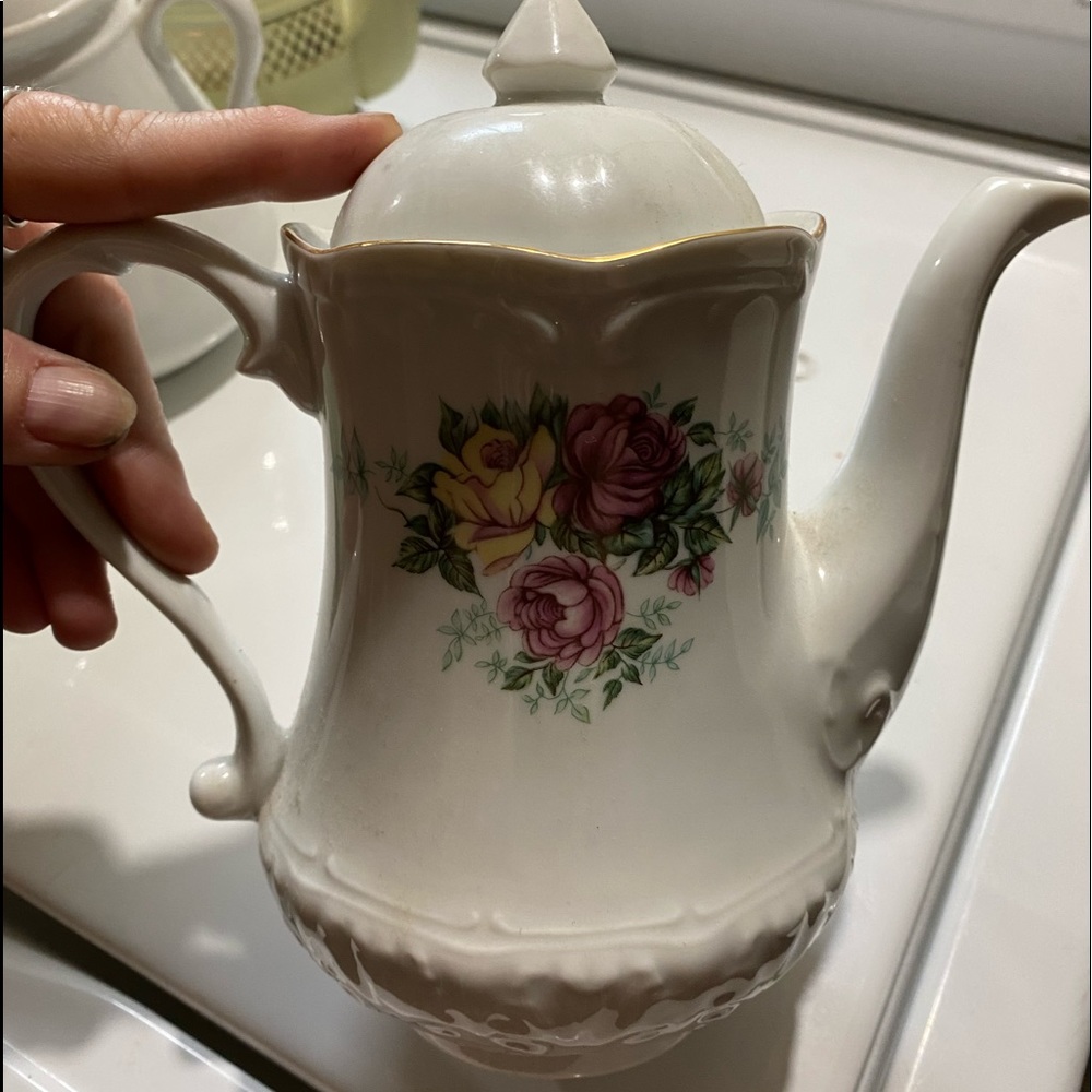 Vintage teapot - Picture 1 of 6
